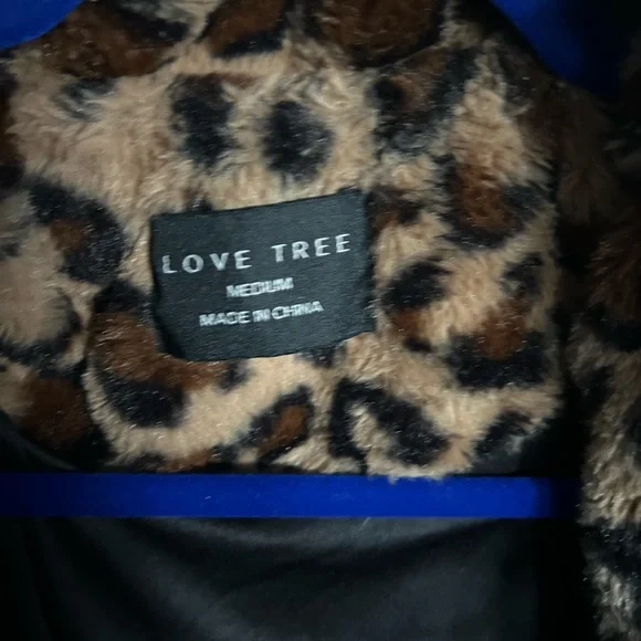 Faux fur animal print coat - Picture 2 of 3